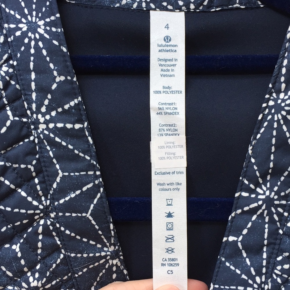 Lululemon light jacket - Picture 2 of 4